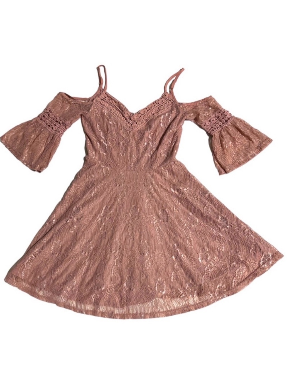 City Triangles Lace Cocktail Dress Cold Shoulder Bell Sleeve Juniors Size Size 3